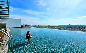 Quartz Paragon Suites Melaka By Ggm